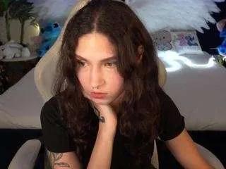 Offline babyflowers on CamSoda