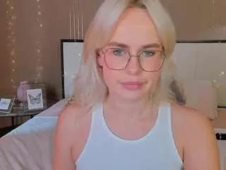 Offline bellatip on CamSoda