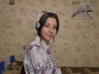bettebirk — Show my legs [3 tokens remaining]