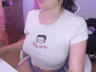 Offline biancabalti on CamSoda