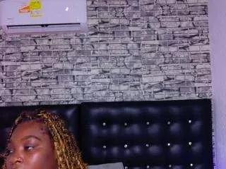 Offline black-pussydoll on CamSoda