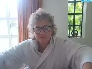 Offline blondecougar on CamSoda