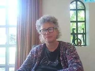 Offline blondecougar on CamSoda