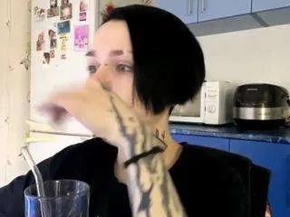 Offline blondellroundtree on CamSoda