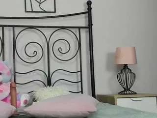 Offline blueeheart on CamSoda