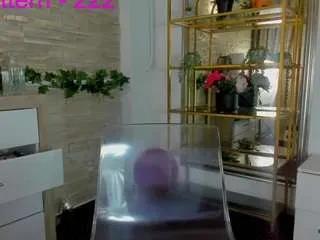 Offline boobzillaa on CamSoda