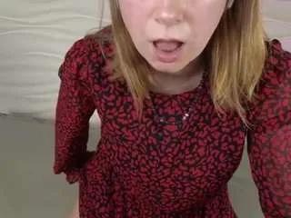 Freechat brookeevans on CamSoda