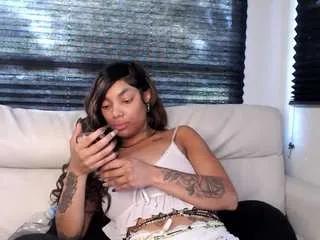 Freechat butterflybooty on CamSoda