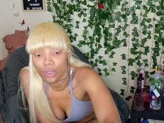 Freechat butterflybooty on CamSoda