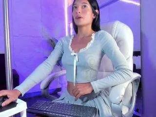 Offline camyfoxx on CamSoda