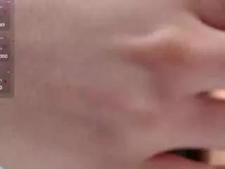 Freechat carolina-moreno-a on CamSoda