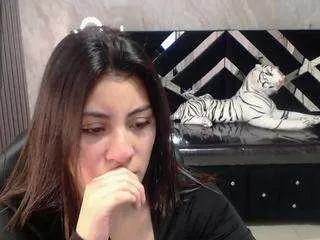 Freechat carolina-moreno-a on CamSoda