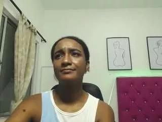 Freechat cattleya-hotgirl on CamSoda