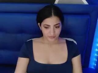 Offline cherry-lov3 on CamSoda
