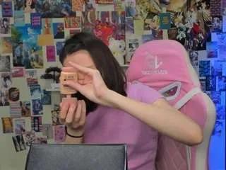 Offline chio-mio on CamSoda