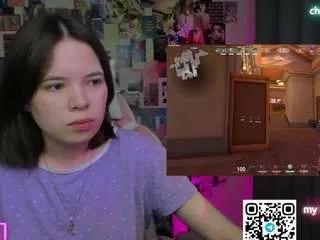 Offline chio-mio on CamSoda