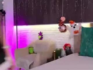 cindefucknrella — Hi,I'm Riya! Tickle my body and mind.Use my special vibes:17,71,77,117,177,711 to keep me WET and HORNY! [999 tokens remaining]