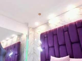 cloespencer — fuck my delicious pussy [199 tokens remaining]