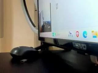 Offline cocoqueenn on CamSoda