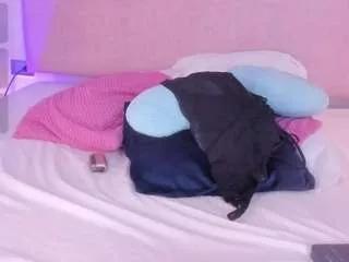 Offline cristalfoxy on CamSoda