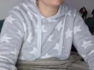 Offline cyndeewinter on CamSoda