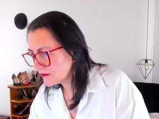 Offline d-martii on CamSoda