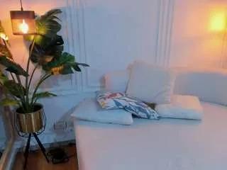 Offline dafnne-hills on CamSoda