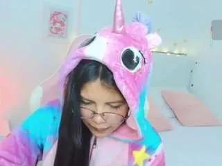 Offline dania-jade on CamSoda