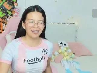 Offline dania-jade on CamSoda
