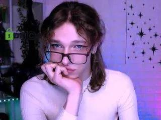 dann-foxy — cum show [2222 tokens remaining]