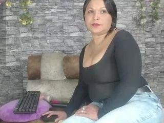 Offline danna-paolaa1 on CamSoda