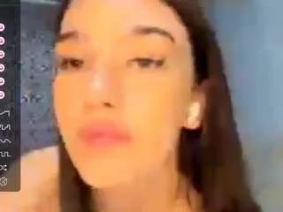 Offline donyadaya on CamSoda