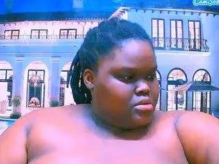 Freechat ebonyhotbuns on CamSoda