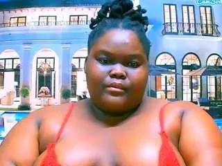 Freechat ebonyhotbuns on CamSoda