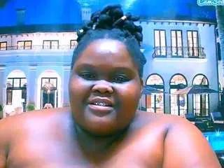 Freechat ebonyhotbuns on CamSoda