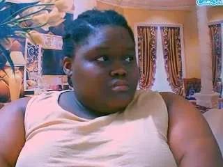 Freechat ebonyhotbuns on CamSoda