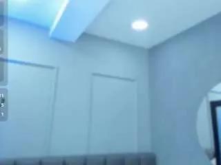 Offline elisa-castrillon on CamSoda