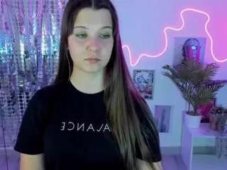 Offline elizamild on CamSoda