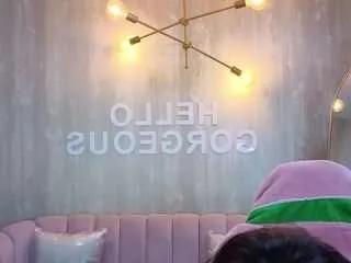 Freechat elody-a on CamSoda