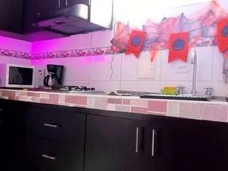 emma-evaa on CamSoda 