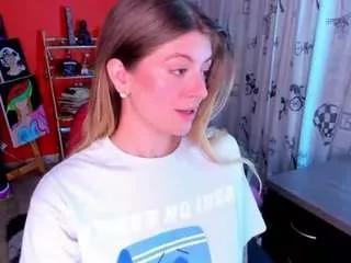 Offline emmaa-hostt on CamSoda