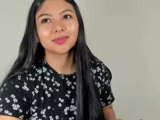 Offline emmaa98 on CamSoda