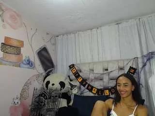 Freechat emmasweet1 on CamSoda