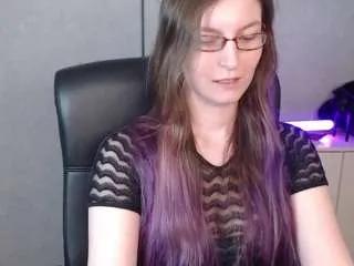 Offline emmatease94 on CamSoda