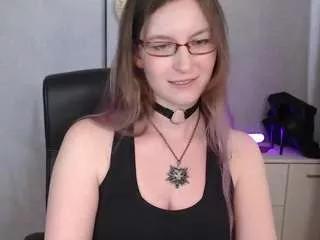 Offline emmatease94 on CamSoda