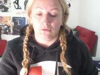 Offline emperatrizmessy on CamSoda