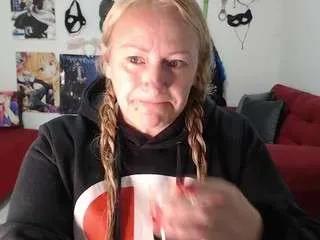 Offline emperatrizmessy on CamSoda