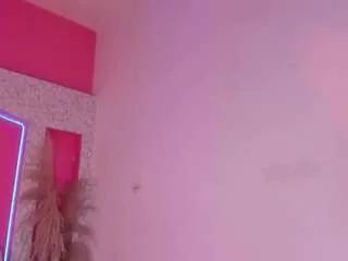 Offline emyliesander on CamSoda