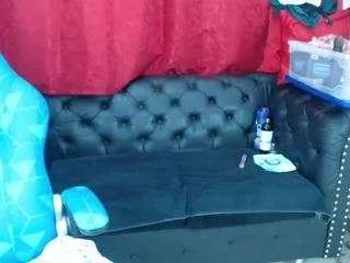 Offline erika-lois on CamSoda