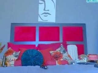 Freechat evangeline2604 on CamSoda